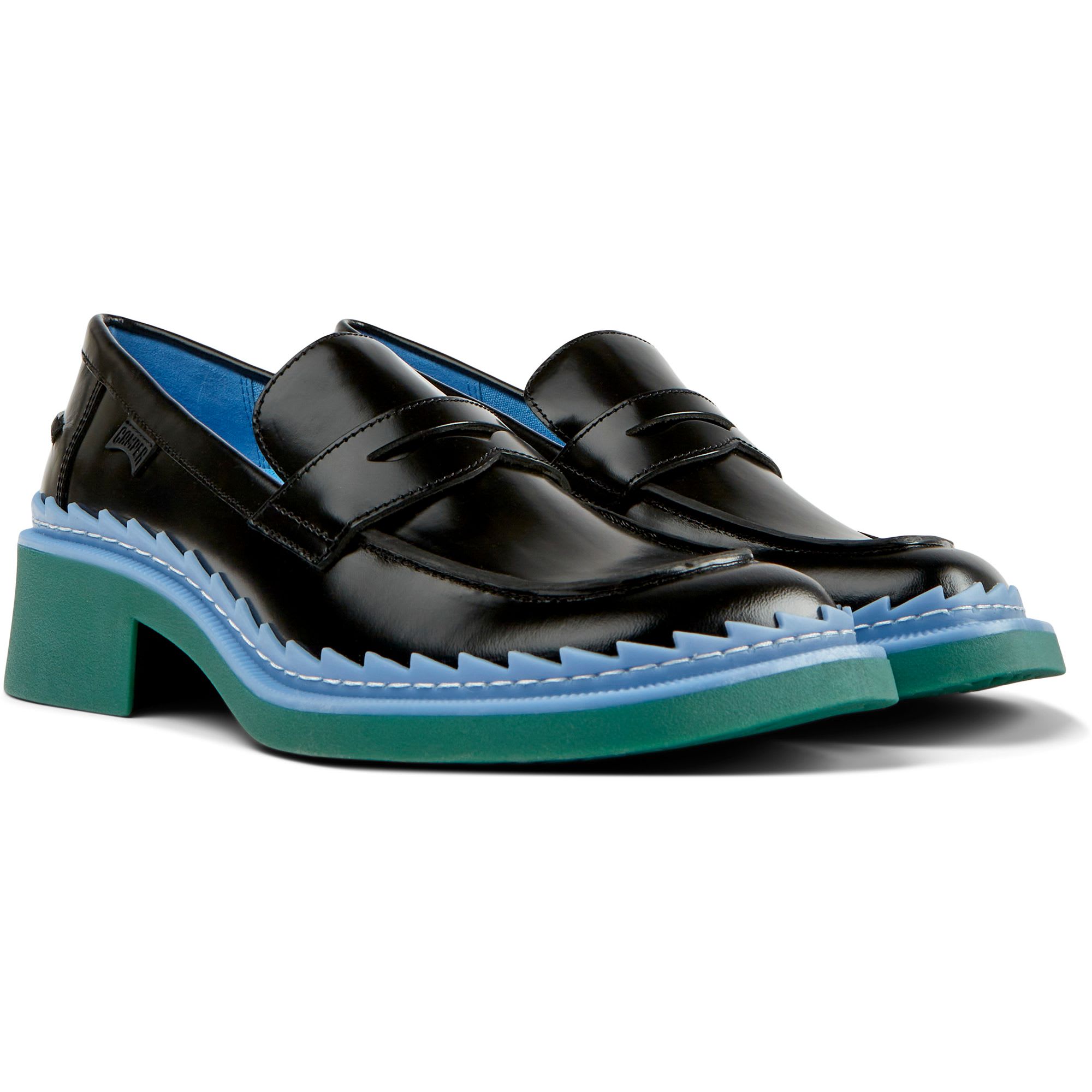 Loafer Taylor i black från Camper Åhlens