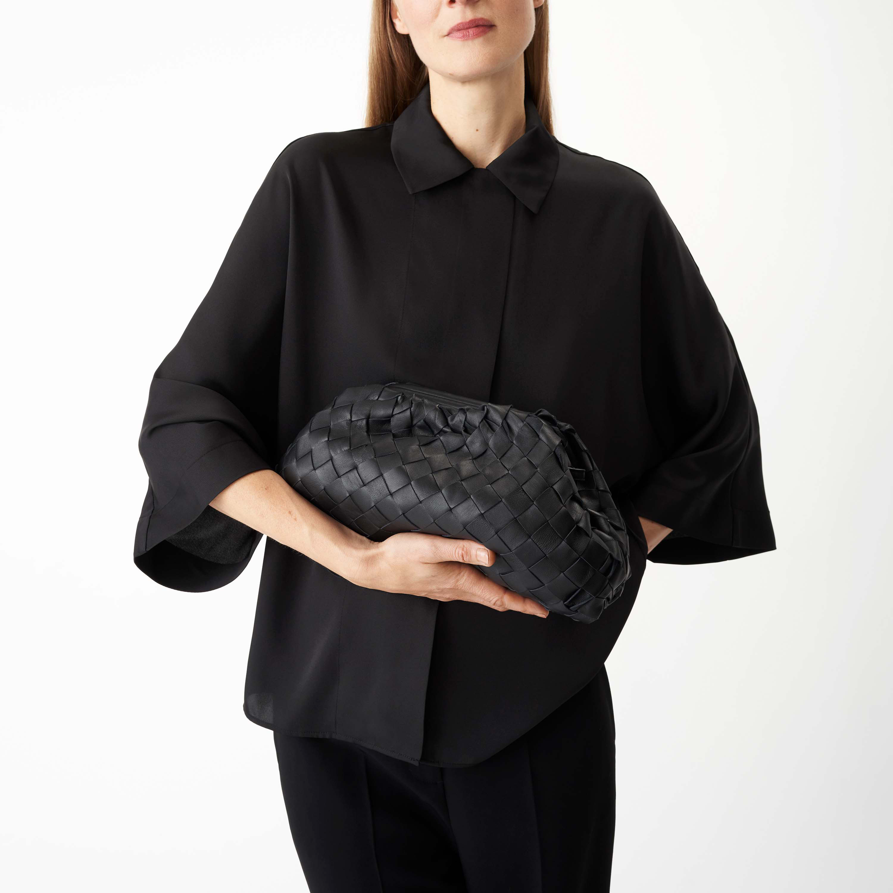 Flätad crossbody-väska KAREN