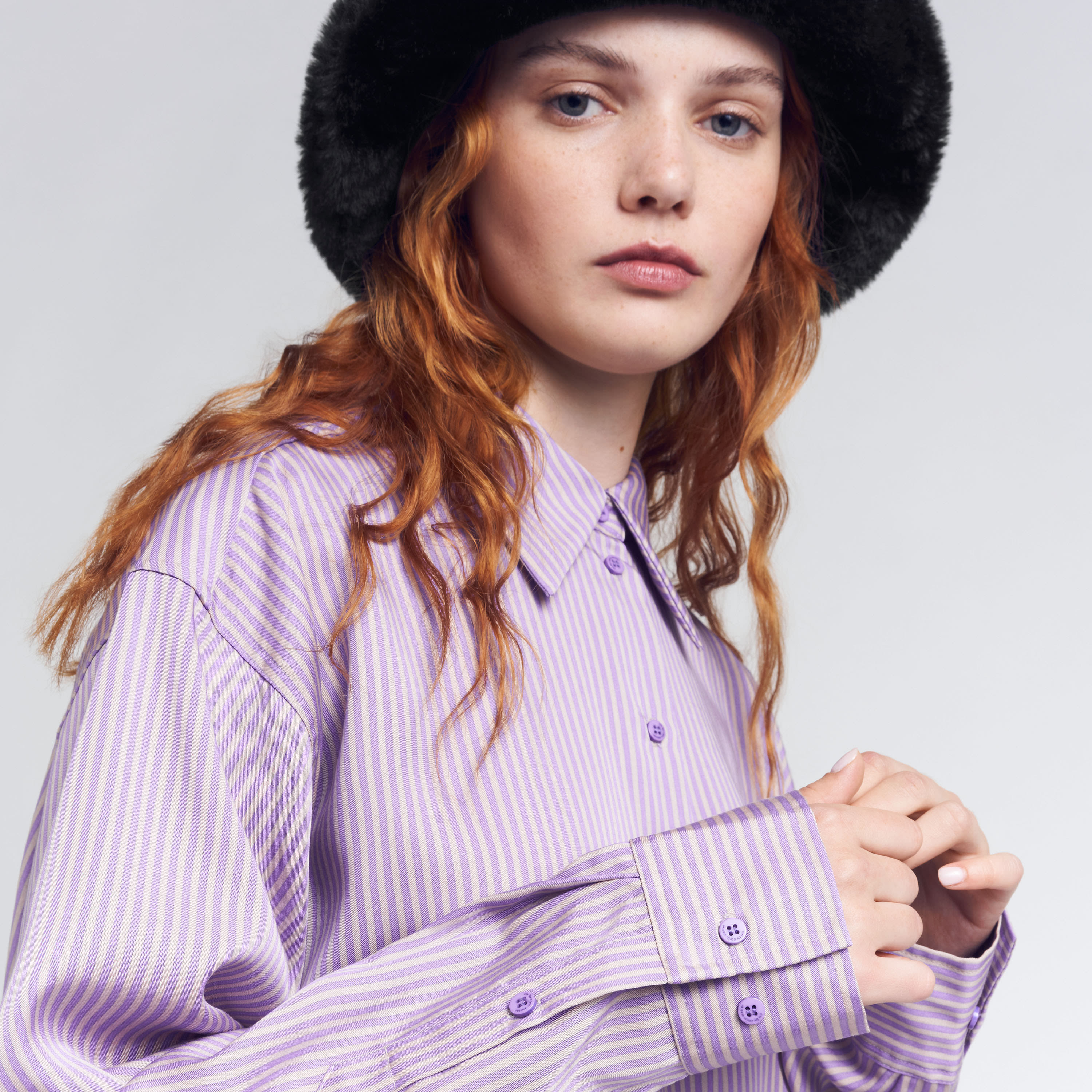 Lång skjorta i lyocell PEPPAR, Lilac Stripe