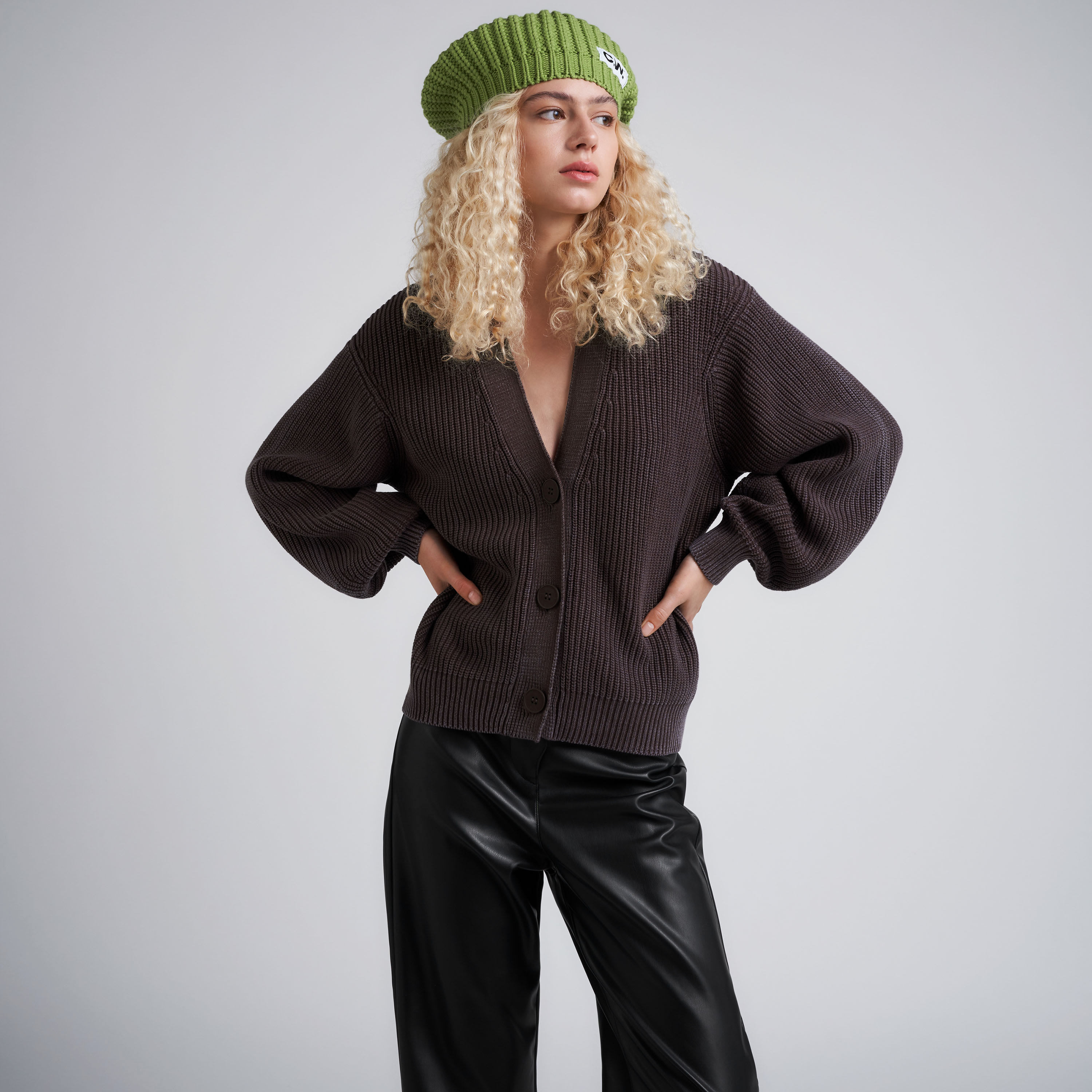 Ribbstickad cardigan NICOLETTA