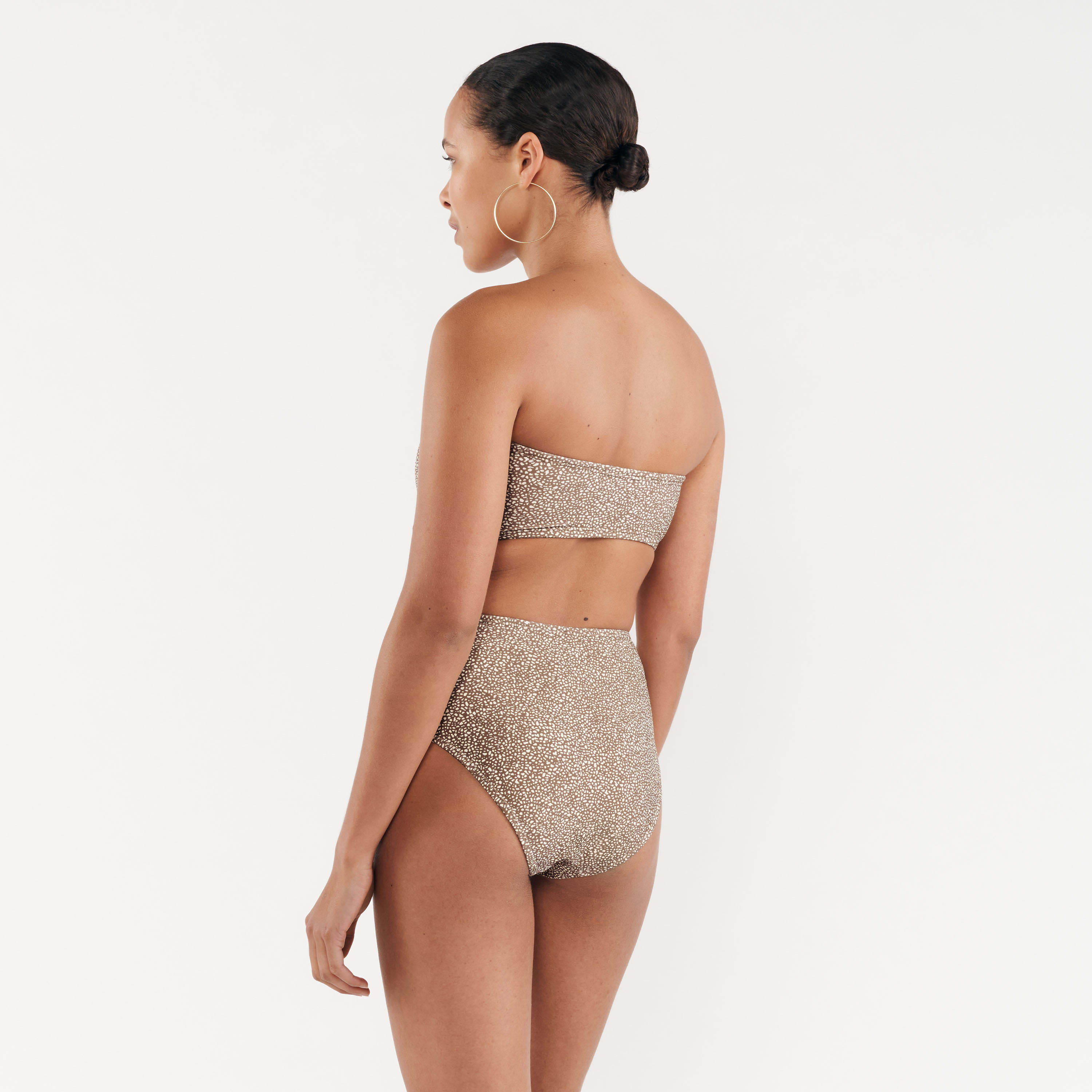 Bikinitrosa med hög midja ERIKA