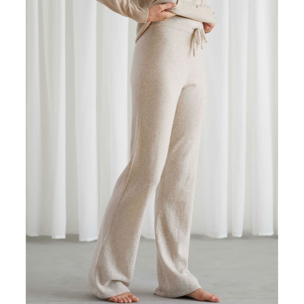 Cashmere Pants i Light Beige från Davida Åhlens
