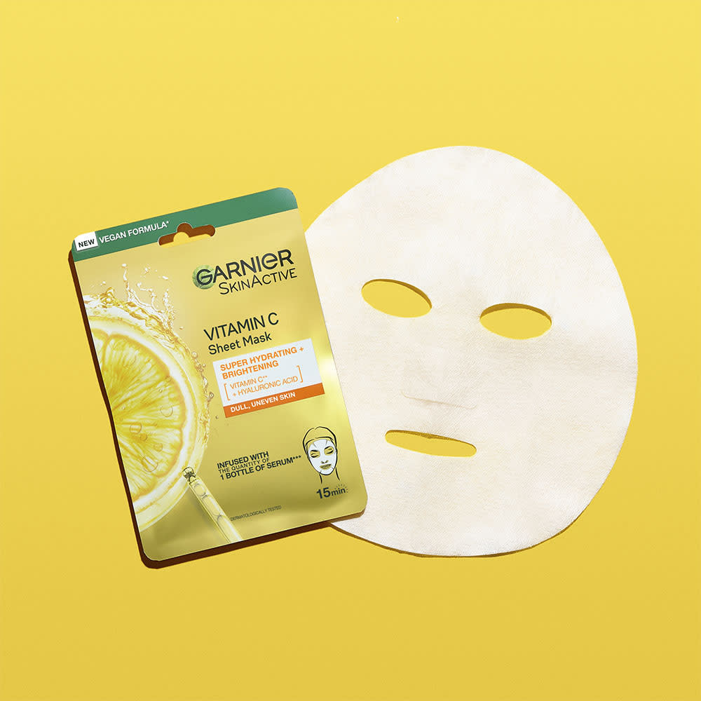 Garnier SkinActive Vitamin C Sheet Mask, 28 gr