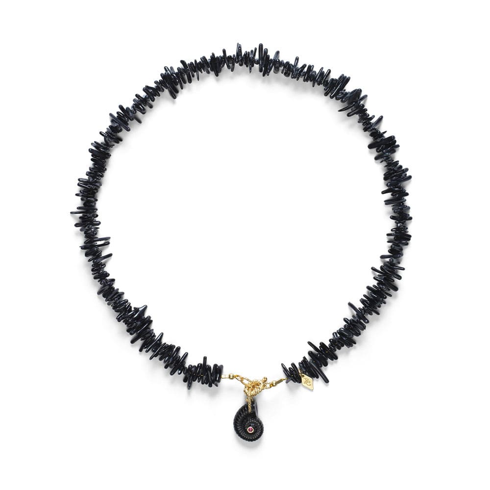 Black Sun Necklace från Anni Lu