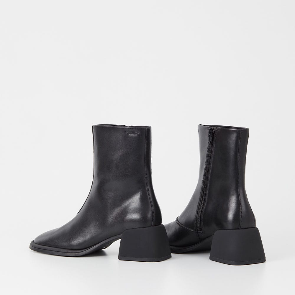 ANSIE Boots heel classic, Black