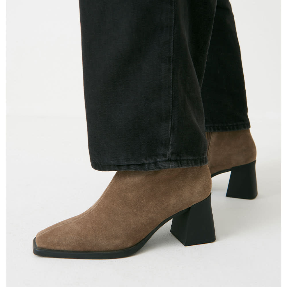 HEDDA Boots heel classic