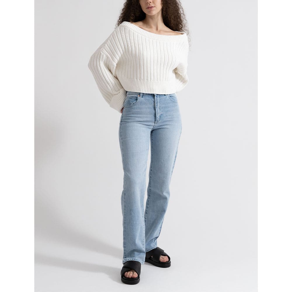 A 94 High Straight Gina Jeans