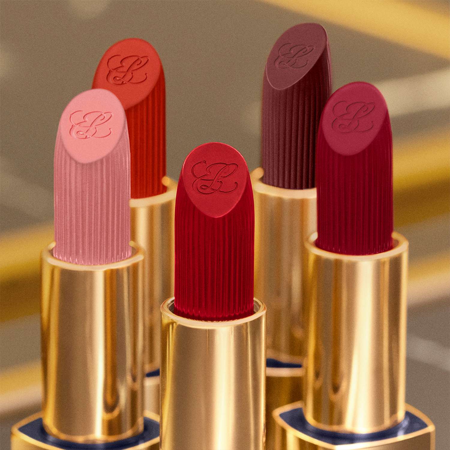 pure-color-lipstick-matte-i-626-next-romance-fr-n-est-e-lauder-hlens