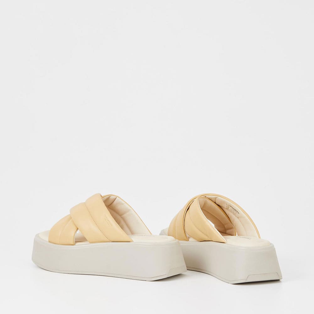 Courtney Sandals With Heel