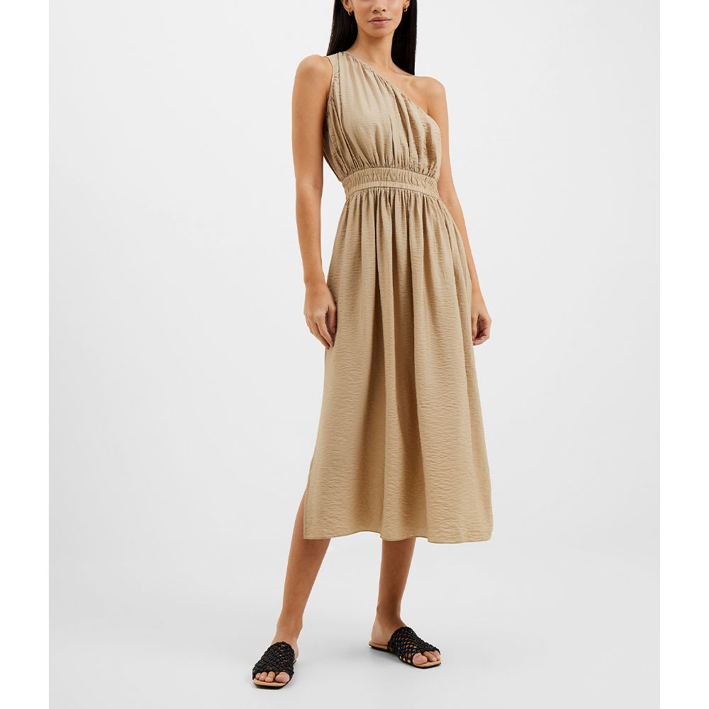 One-shoulder klänning
