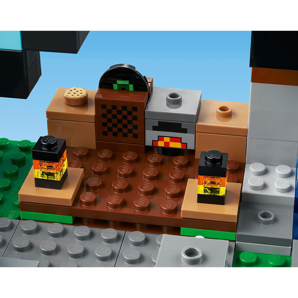 21244 Minecraft Svärdsutposten