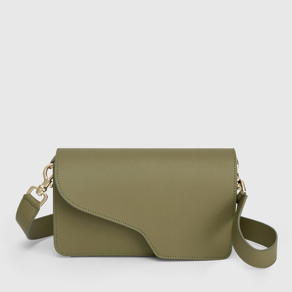 Scarlino Guava Nappa Pouch Bag från ATP Atelier