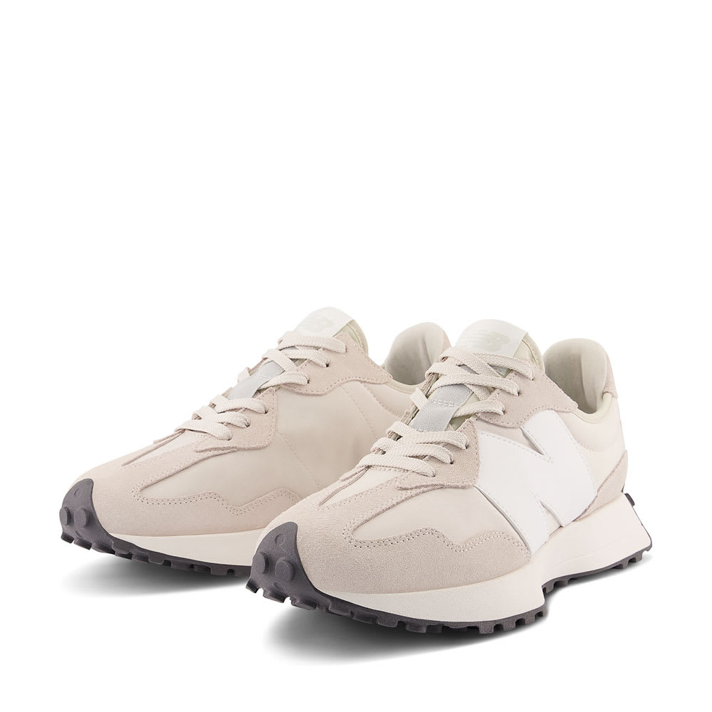 Sneakers U327