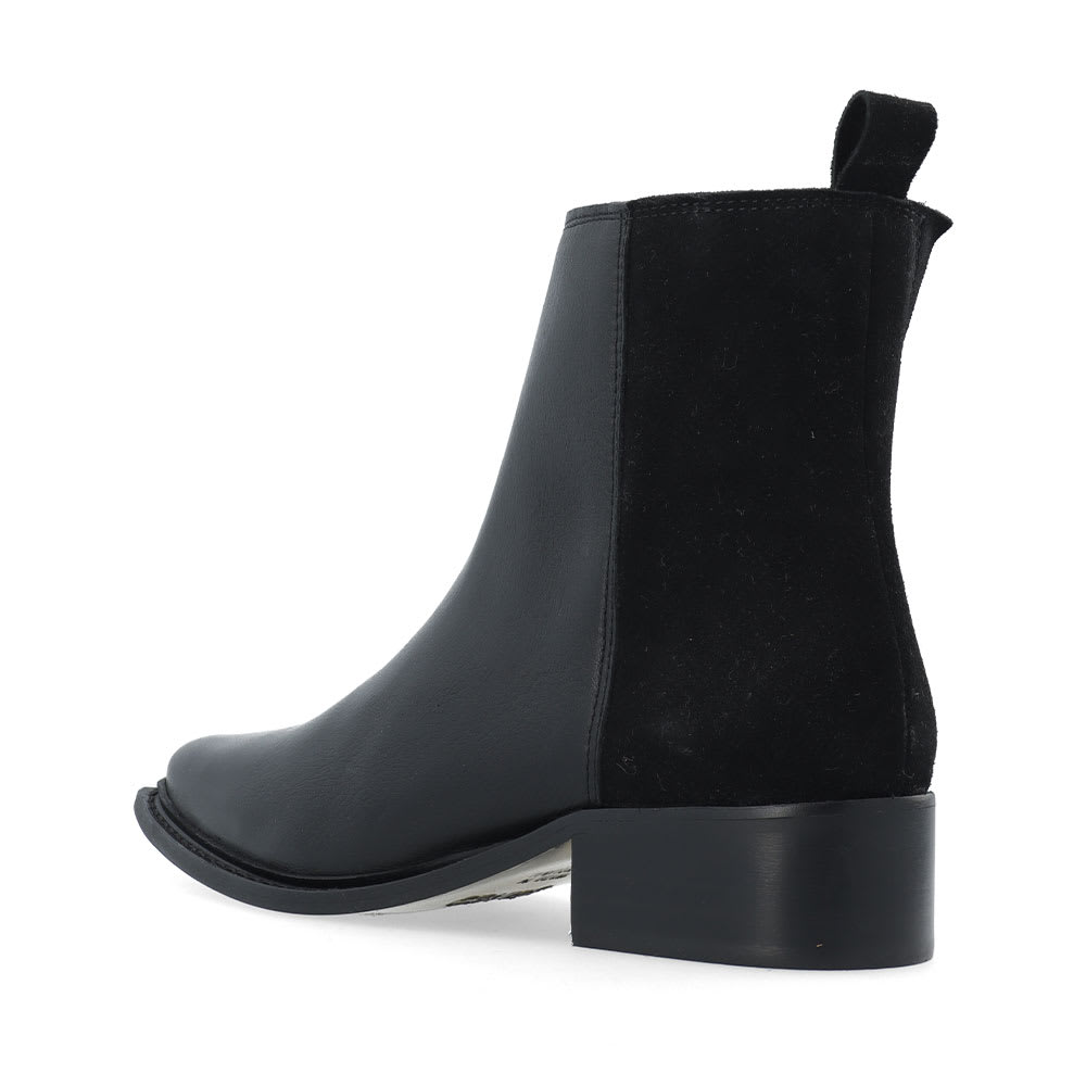 Bialusia Ankle Boot