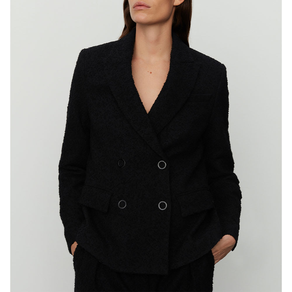 Coleson - Elegant Bouclé