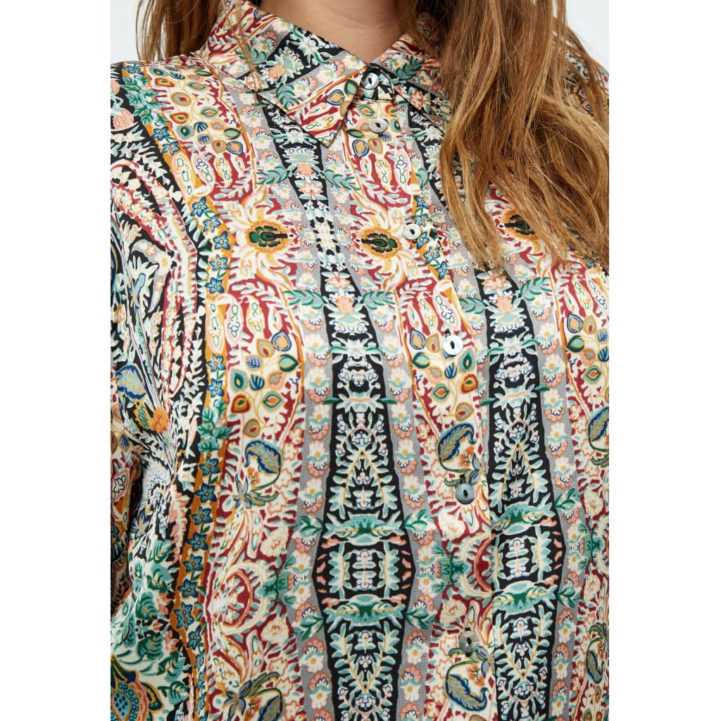 Gemini Shirt Curve 2