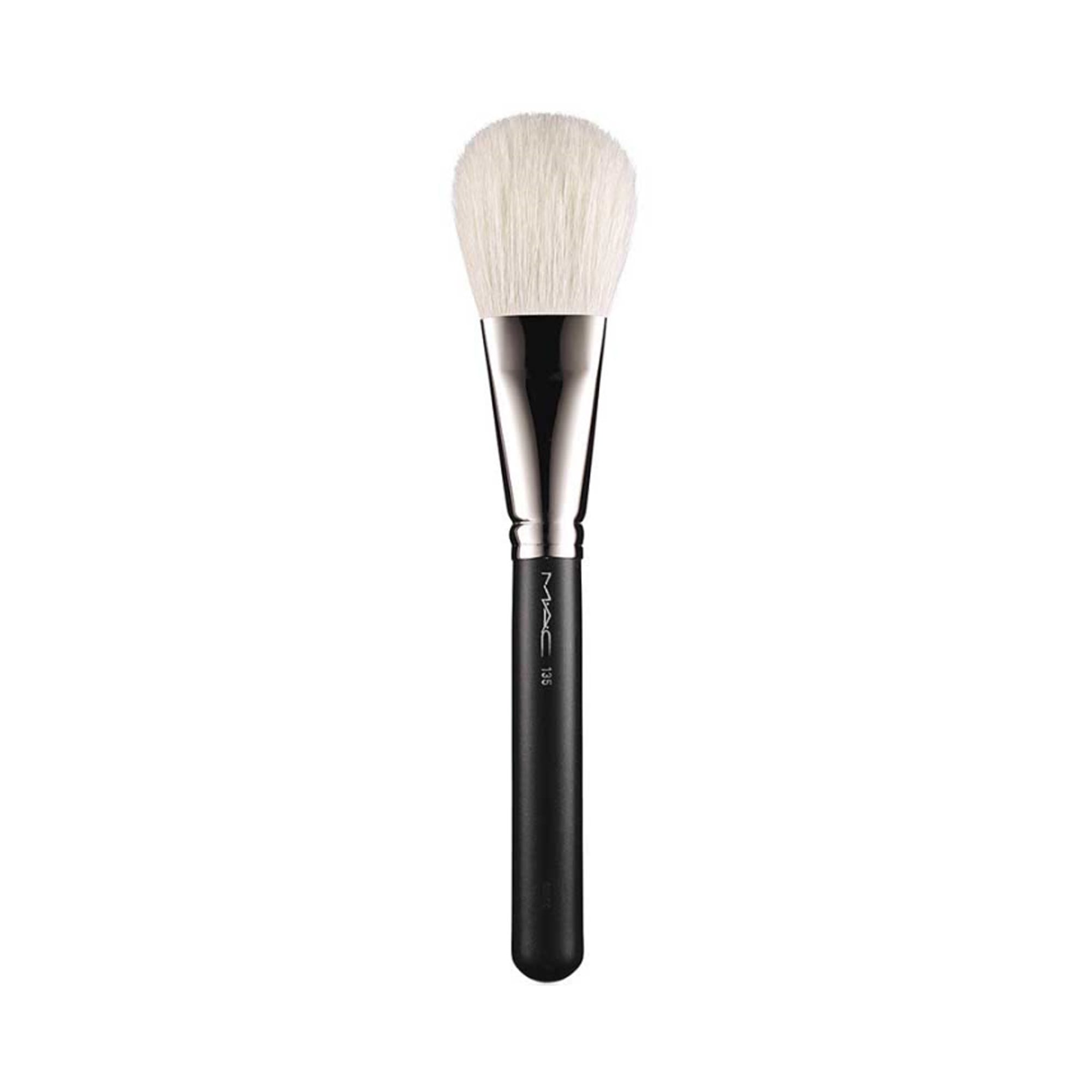 135 Large Flat Powder Brush från MAC Cosmetics