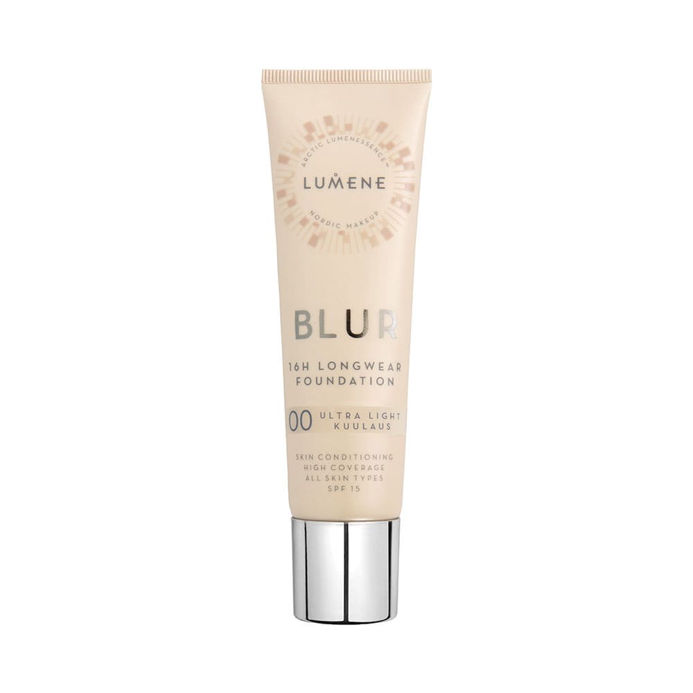 Blur 16H Longwear Foundation SPF 15 från Lumene