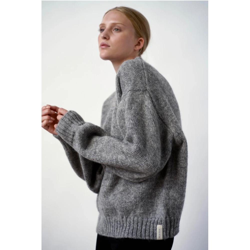 Ire Knitted Sweater - Grey från Residus
