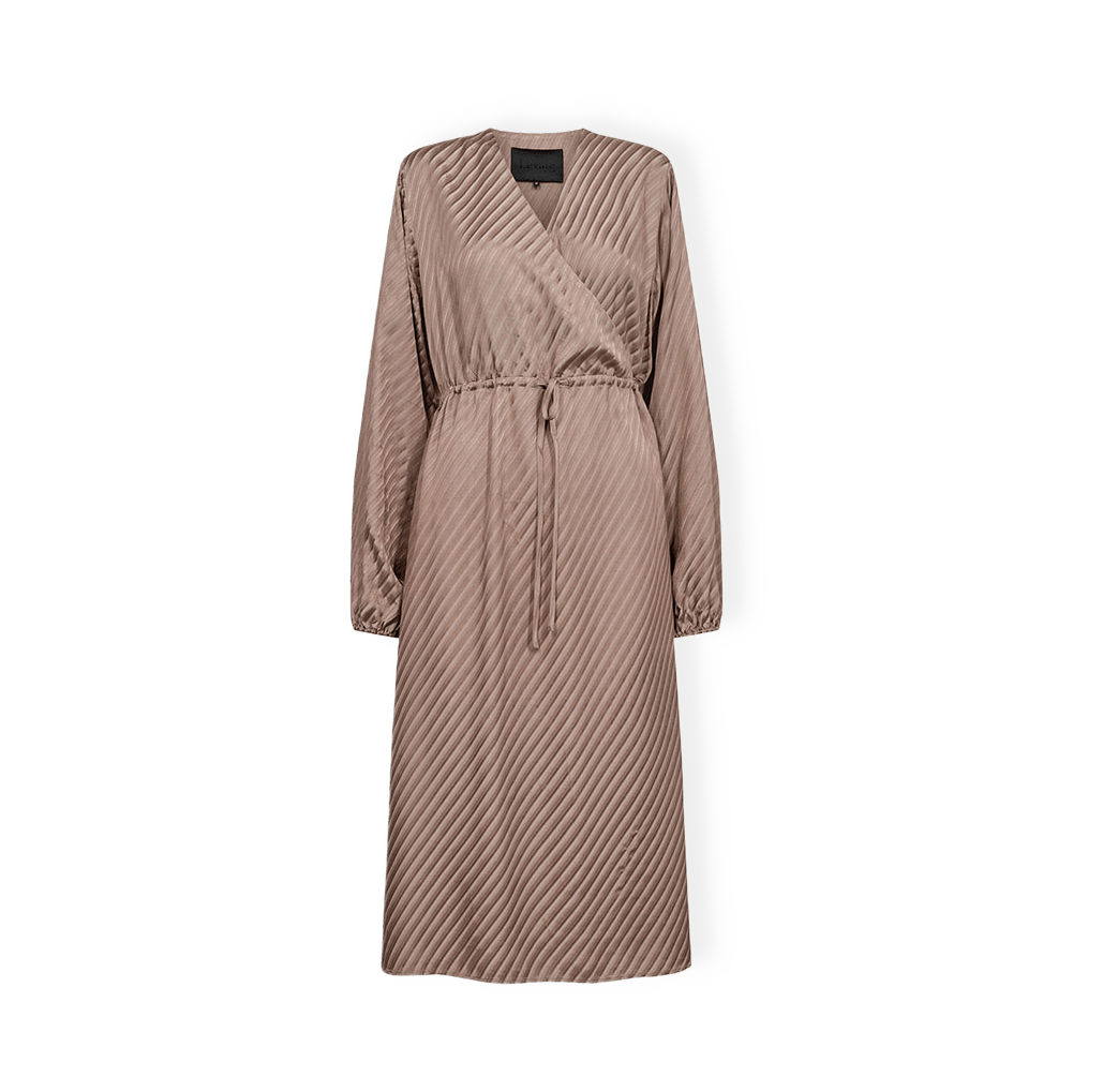 Lr-Evonne 3 Dress från Leveté Room