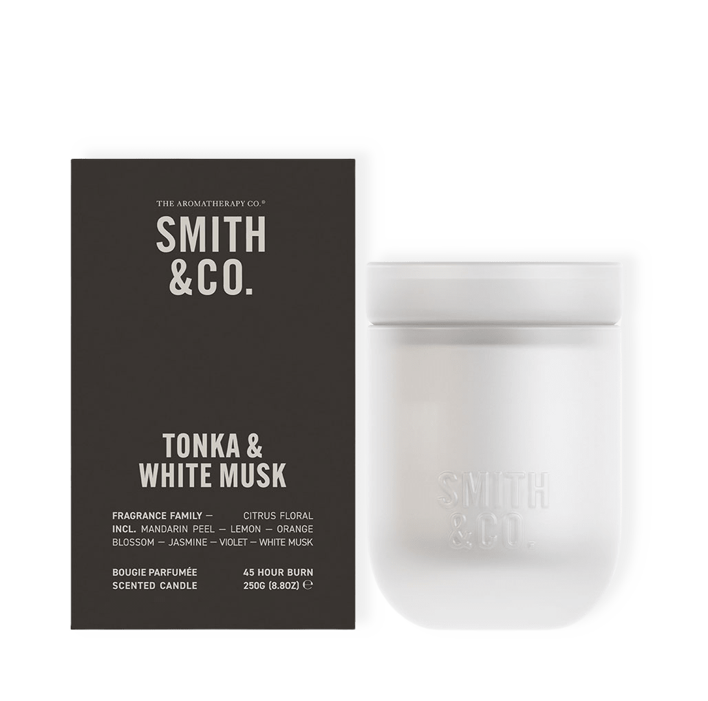 Doftljus Tonka & White Musk från Smith & Co