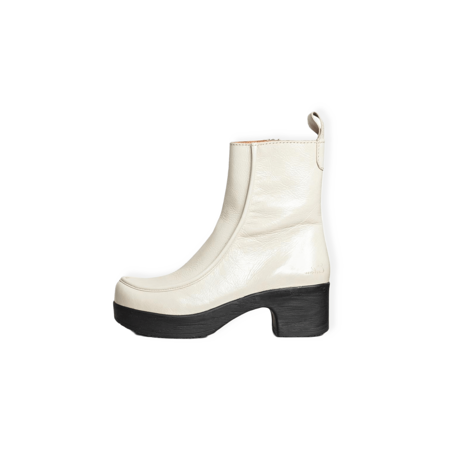 Viola Boot Patent White från Calou Stockholm