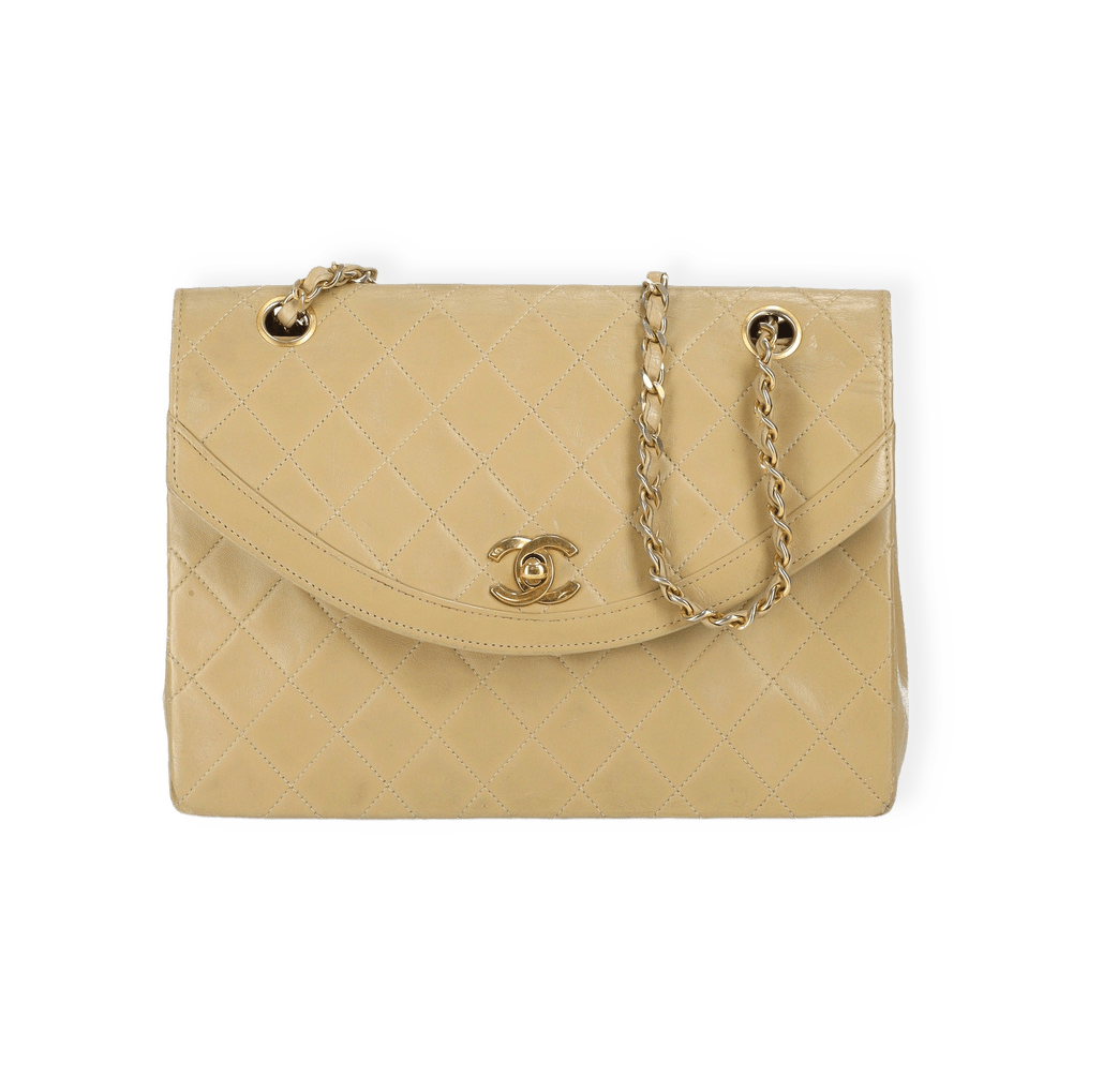 Chanel Medium Single Flap Bag från A Retro Tale
