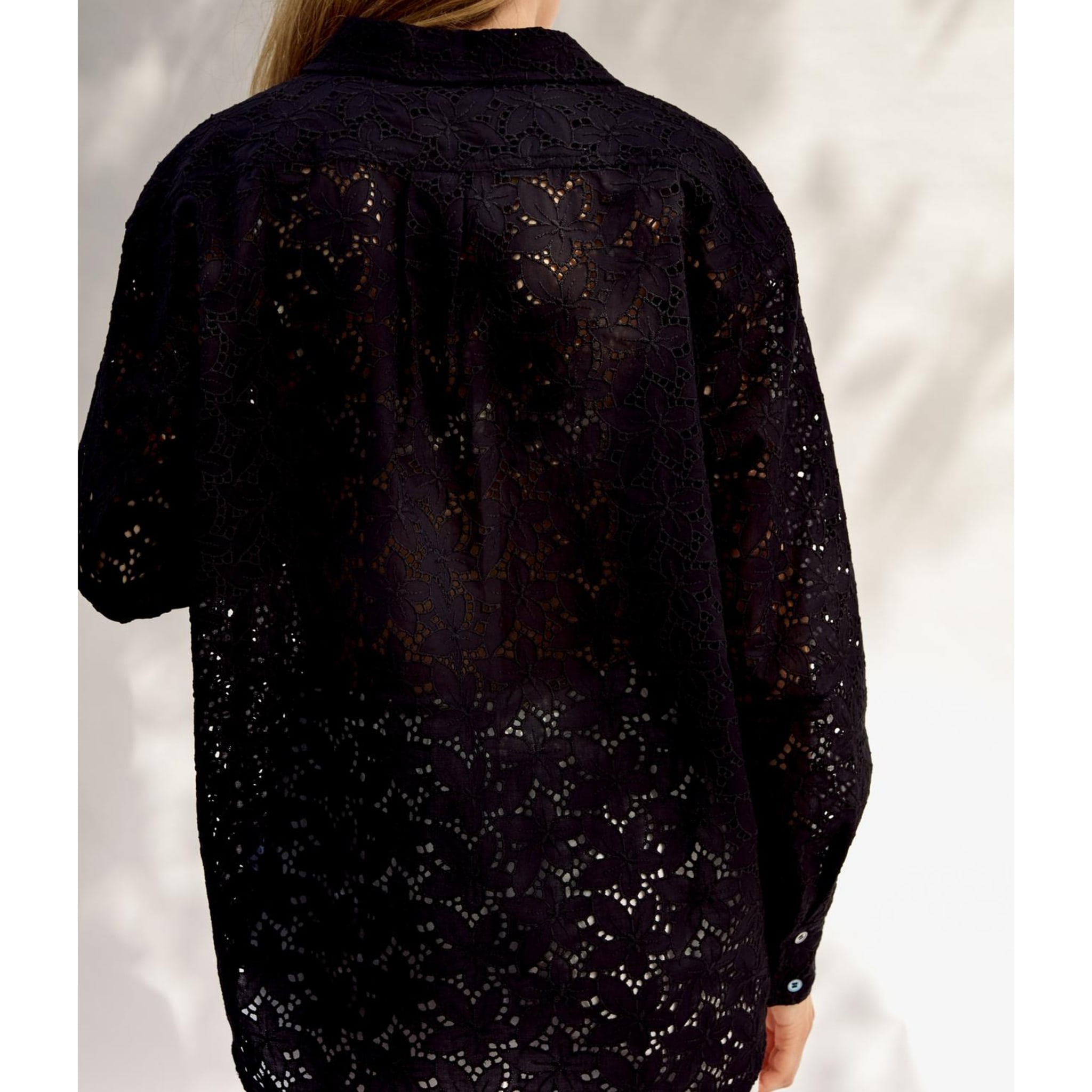 Kim Shirt, black lace