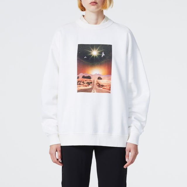 ahlens.se | Iwa Sci-fi Sweatshirt, Off White