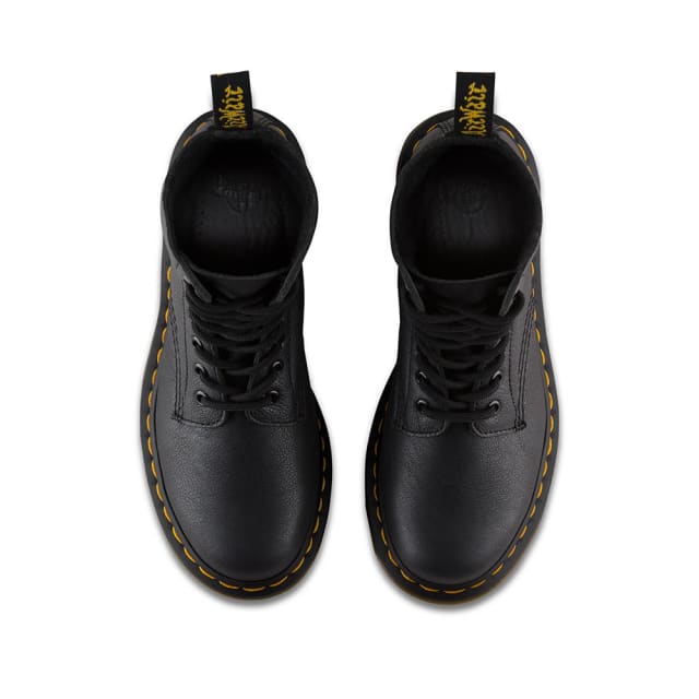 1460 Pascal Virginia i Black från Dr. Martens | Åhlens
