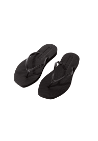 Tapered Flip Flop