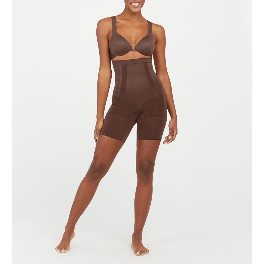 OnCore High-Waisted Mid-Thigh Short i Chestnut Brown från Spanx